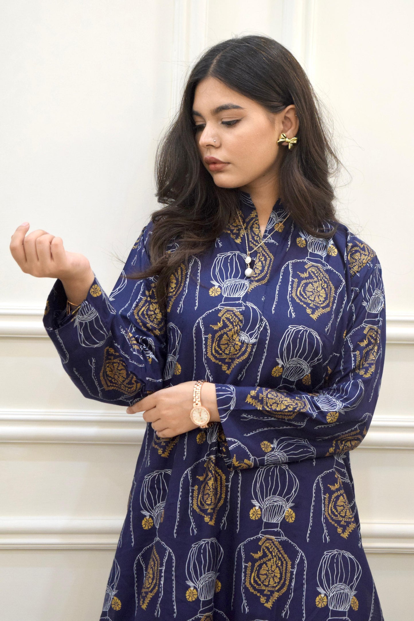 2 pc Aisha’s Attire Melodic Muse Long length Shirt with Plazo (Arabic Lawn)