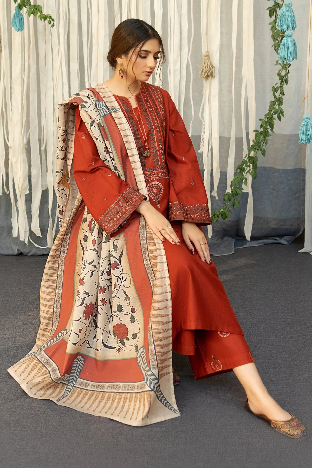 AYAT Embroidered Co Ords with Shawl