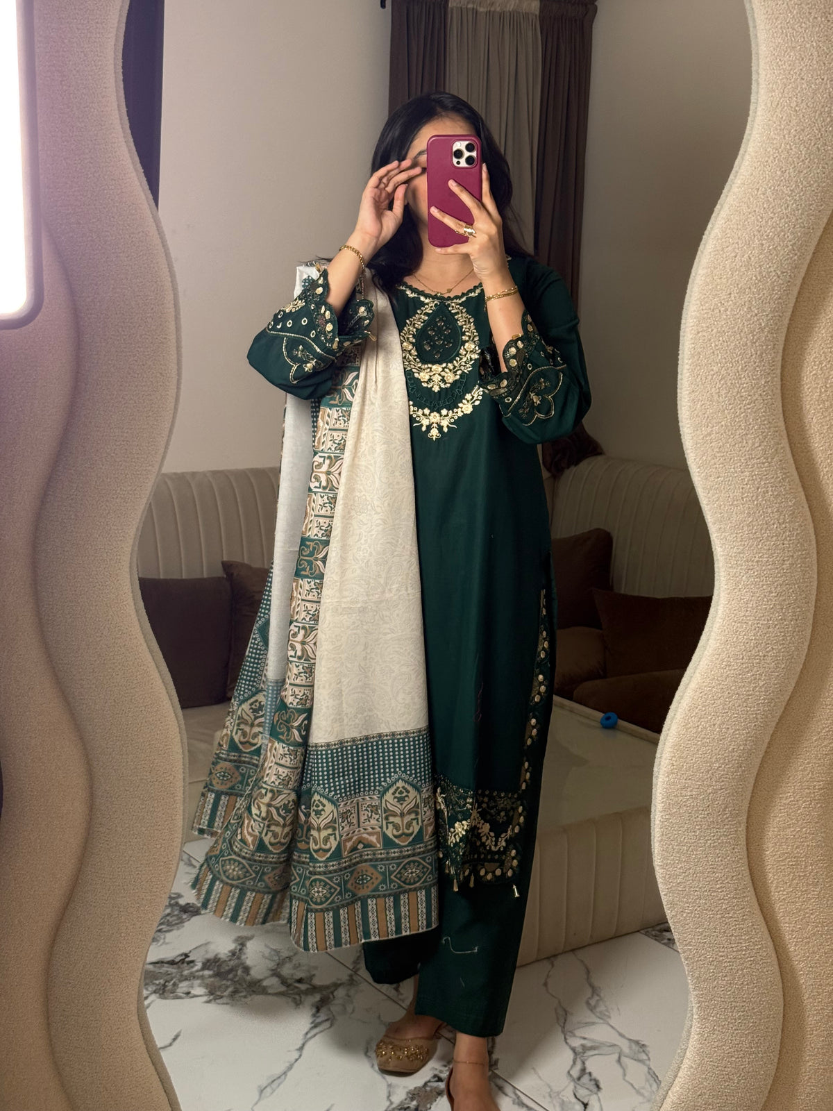 MANNAT Embroidered 3 pc