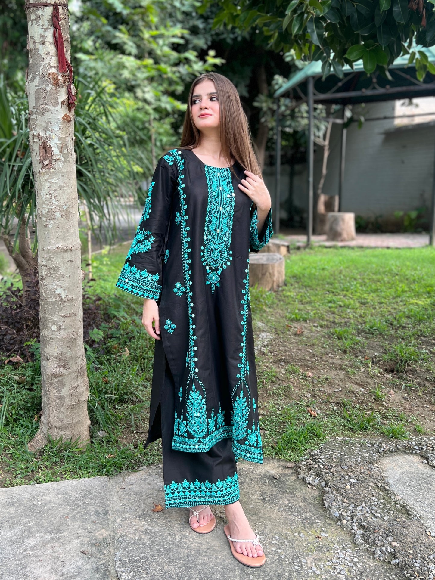 2 pc KAAMLA - Embroidered Co Ords