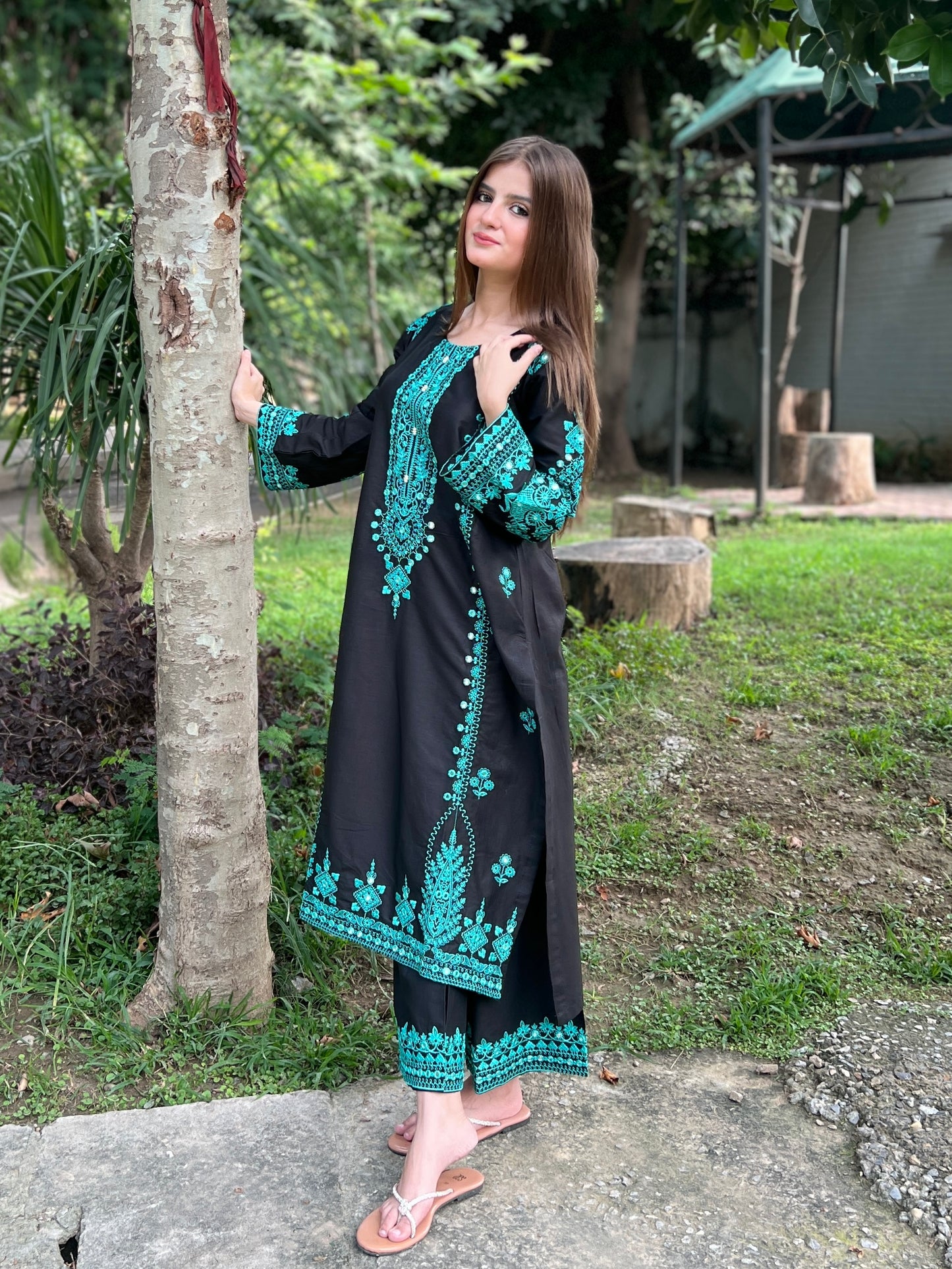 2 pc KAAMLA - Embroidered Co Ords