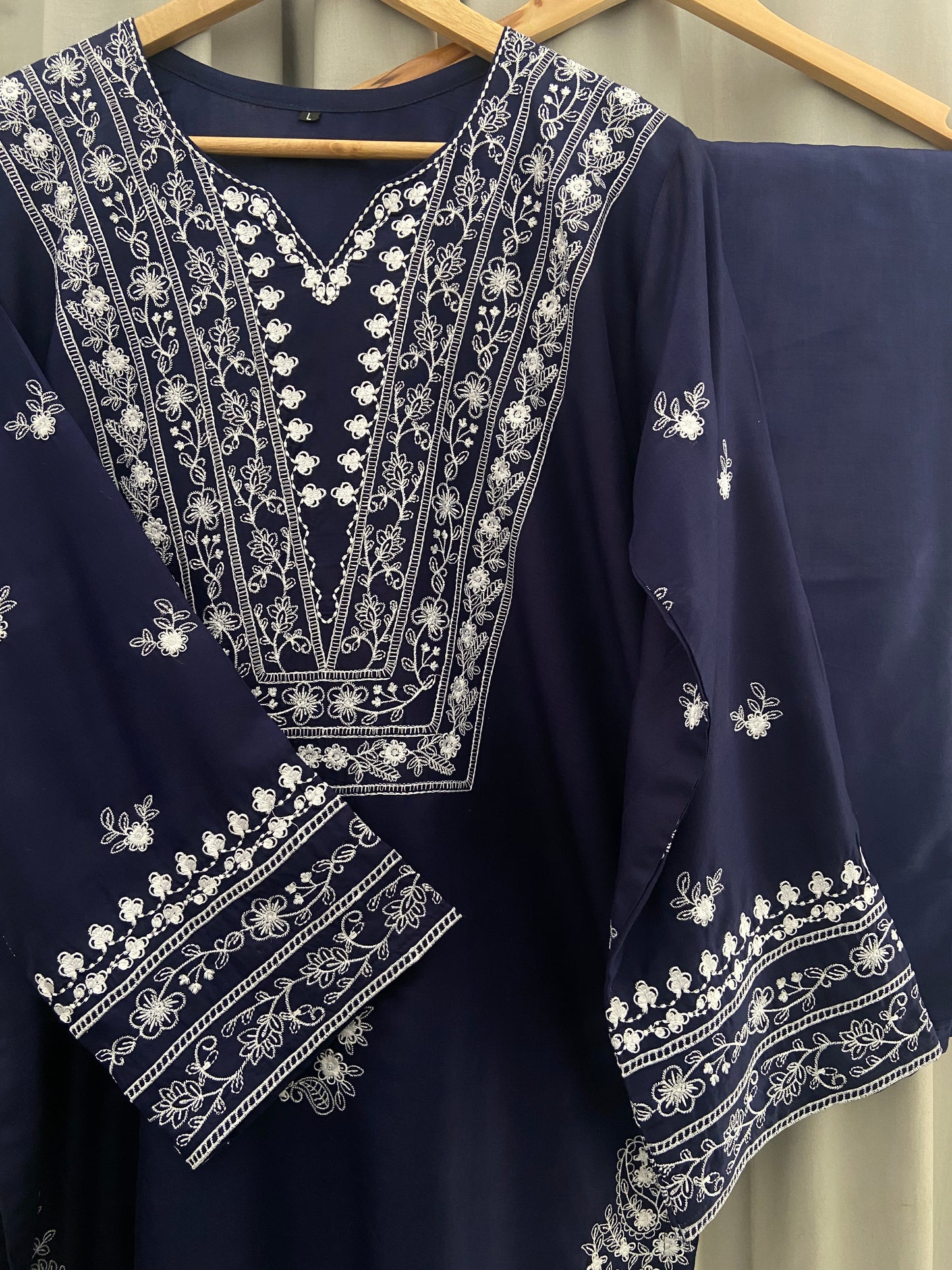 # 2 pc Aisha’s Attire Dazzel Embroidered Long Length Co Ords (Arabic Lwn)