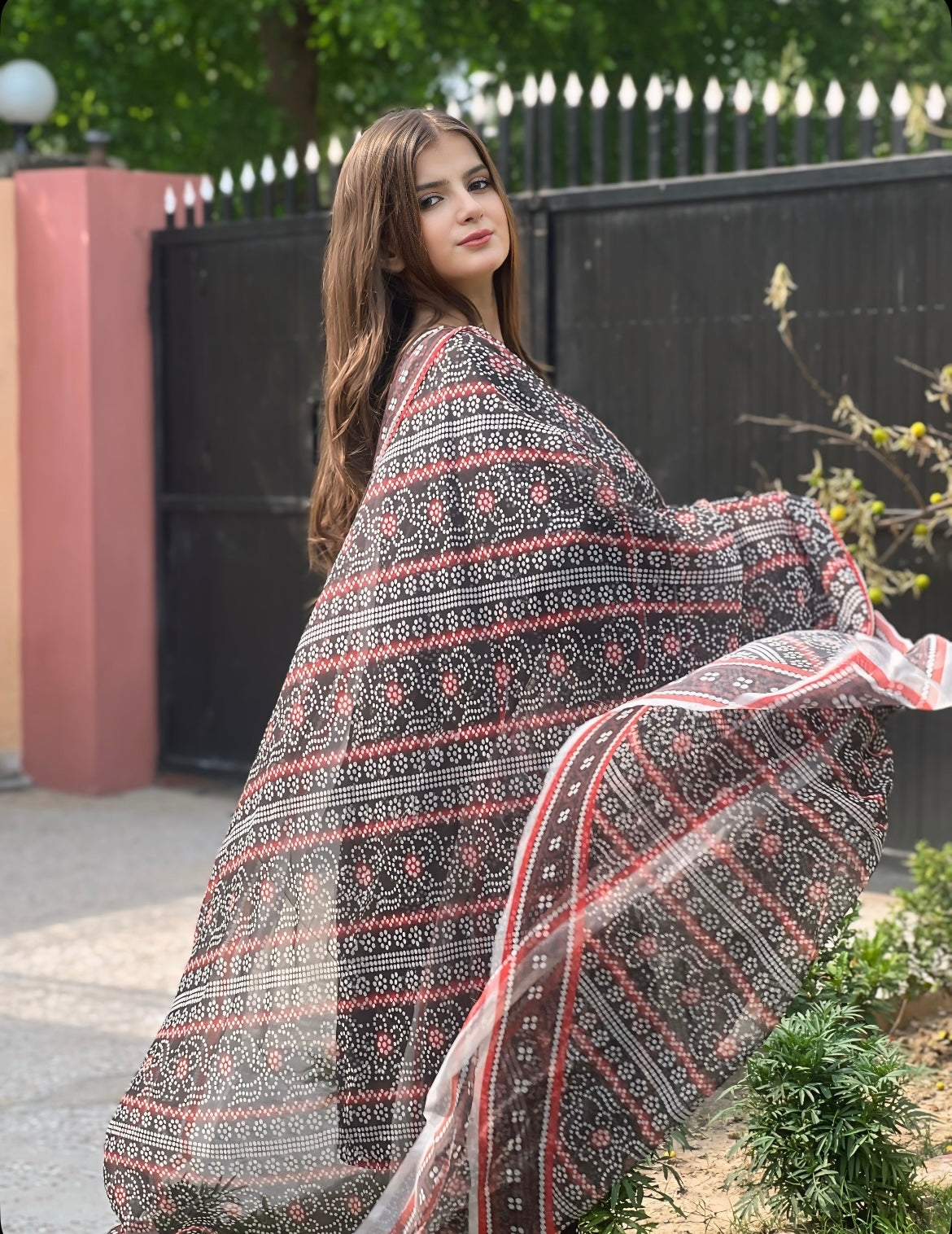 Digital CHUNRI 3 Pc Farshi Shalwar set