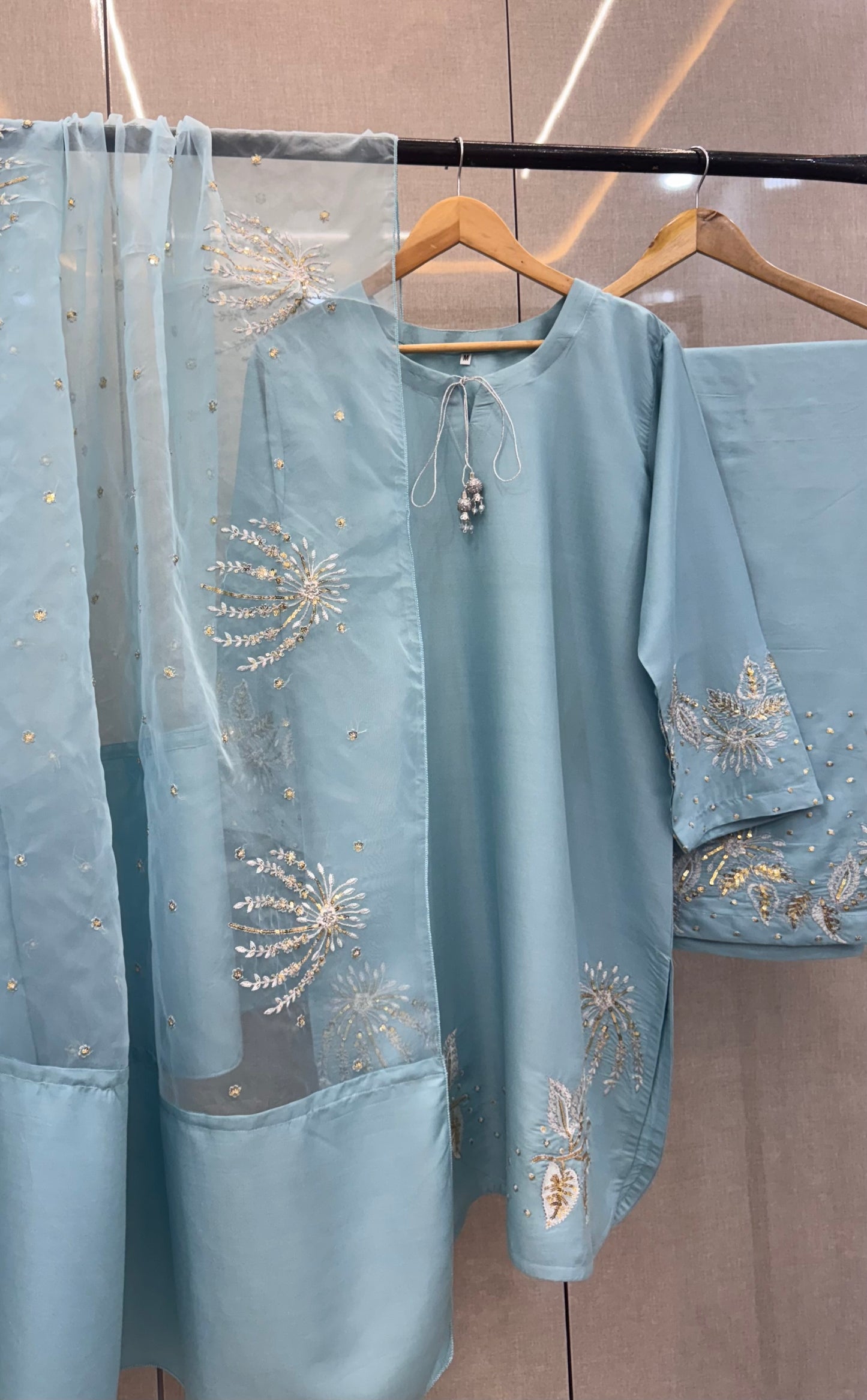 EMBROSE embroidered 3pc