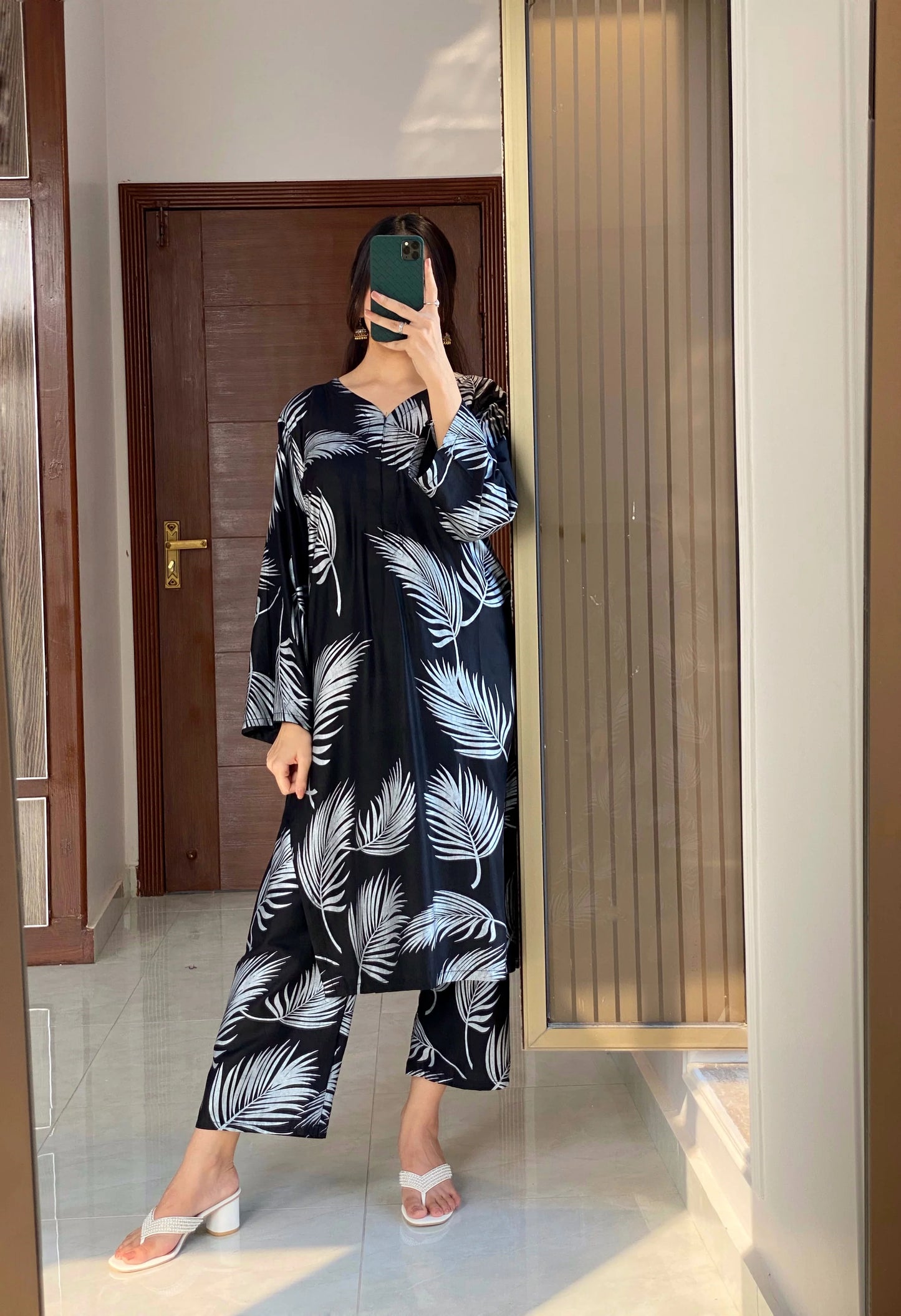2 Pc Aisha’s Attire Block Print Feather Co Ords (Linen)