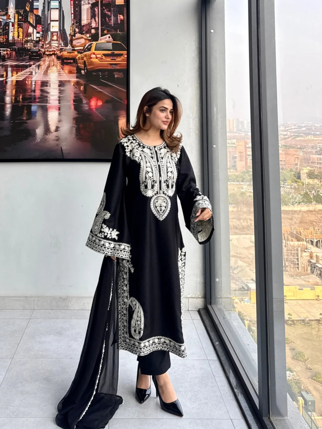 Aafreen Black Embroidered 3 pc