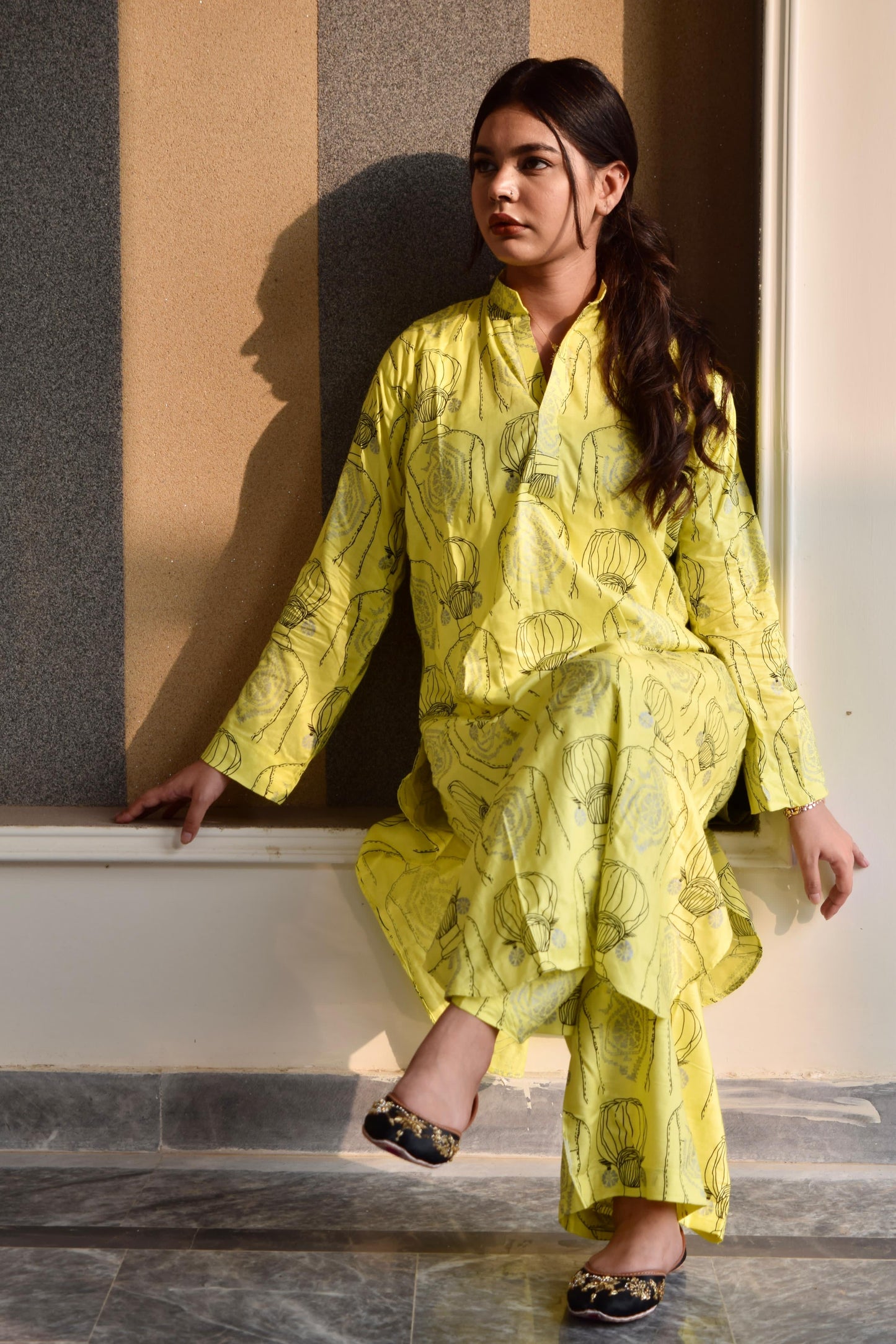 2 pc Aisha’s Attire Aroma Melodic Muse Long length Shirt with Plazo (Linen)