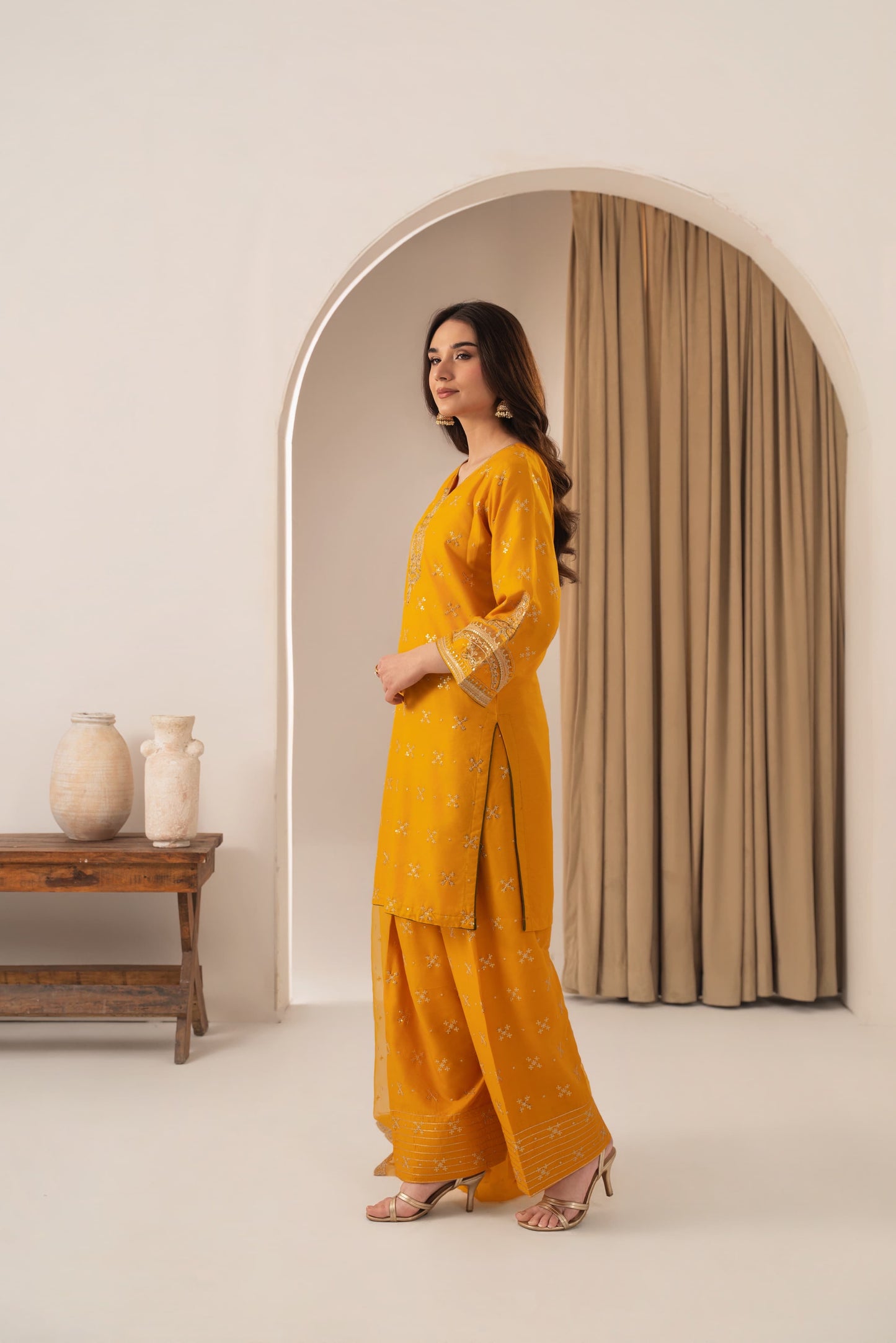 SONA Embroidered 3 pc