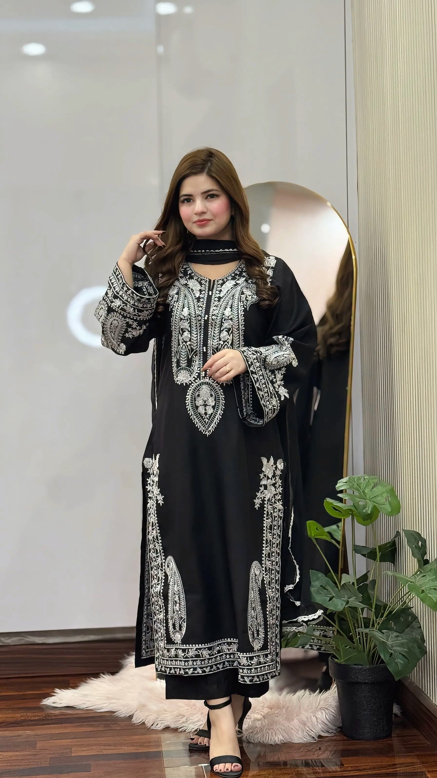 AFREEN Black Embroidered 3 pc
