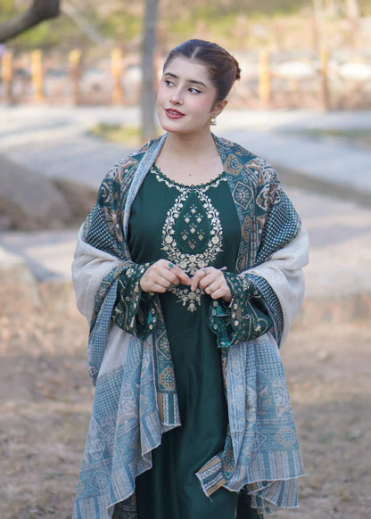 MANNAT Embroidered 3 pc