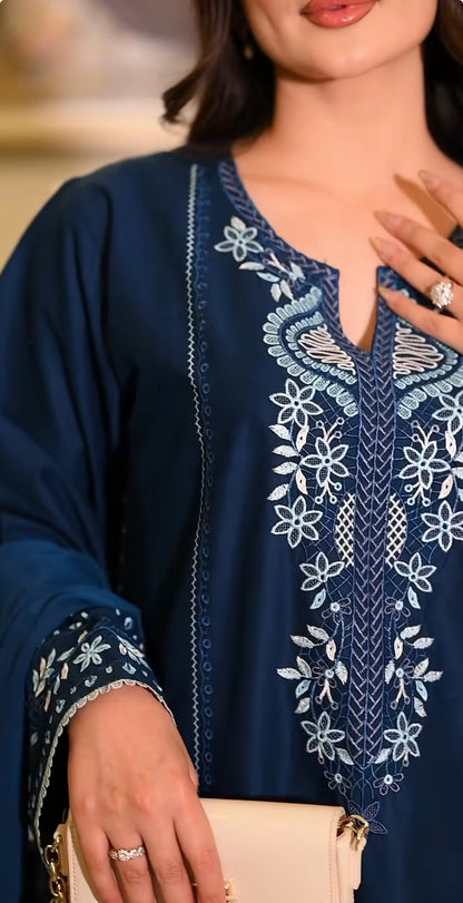 PAKEEZA Embroidered 3 pc