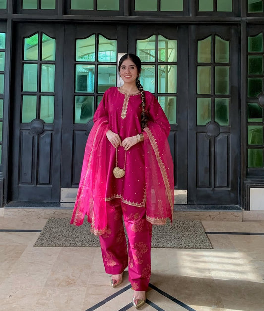 SOOFIA 3 Pc Set