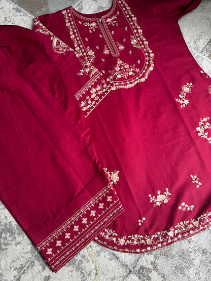 LAALI Embroidered 2 pc