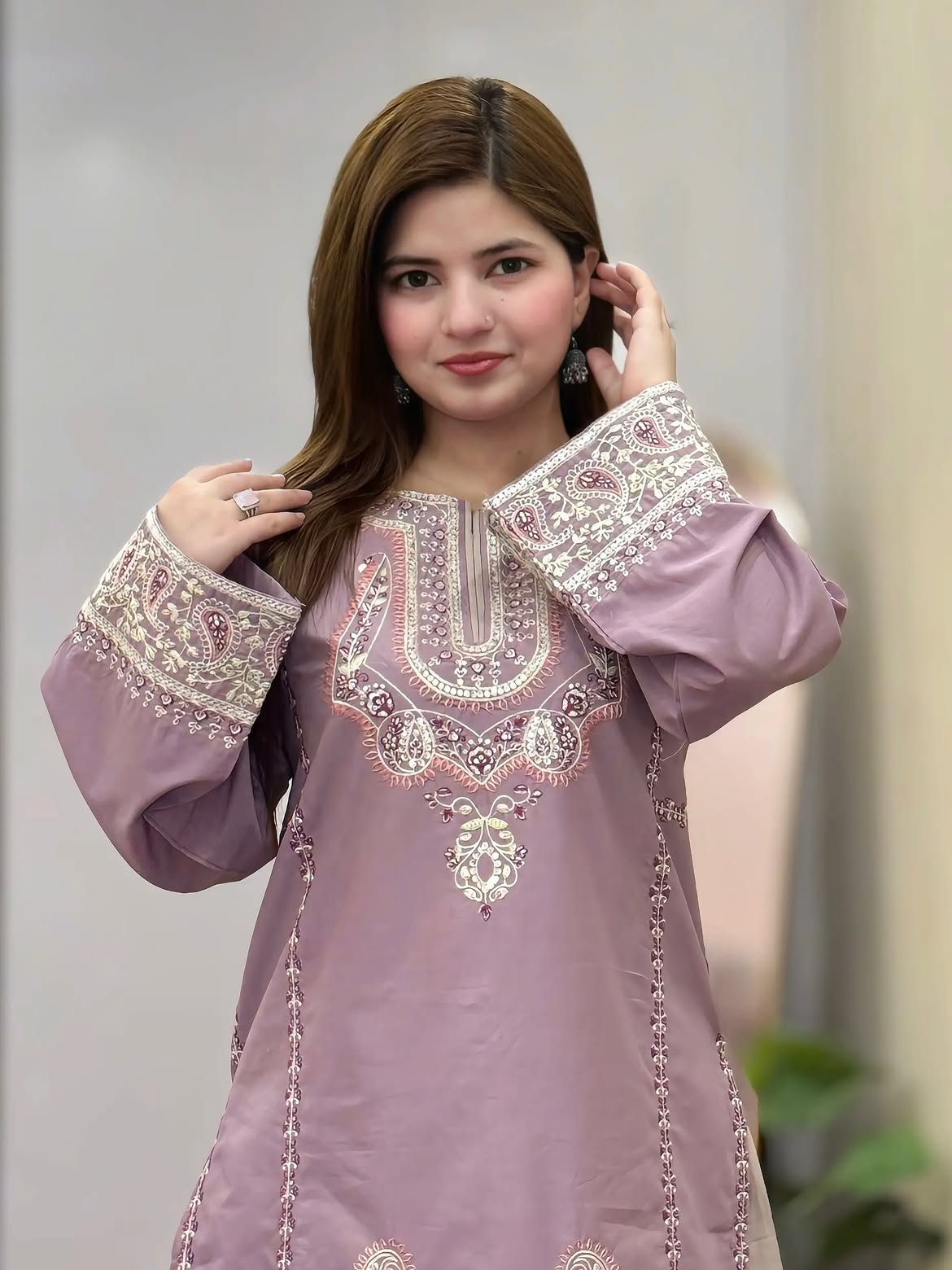 Zirwah Embroidered 2 pc