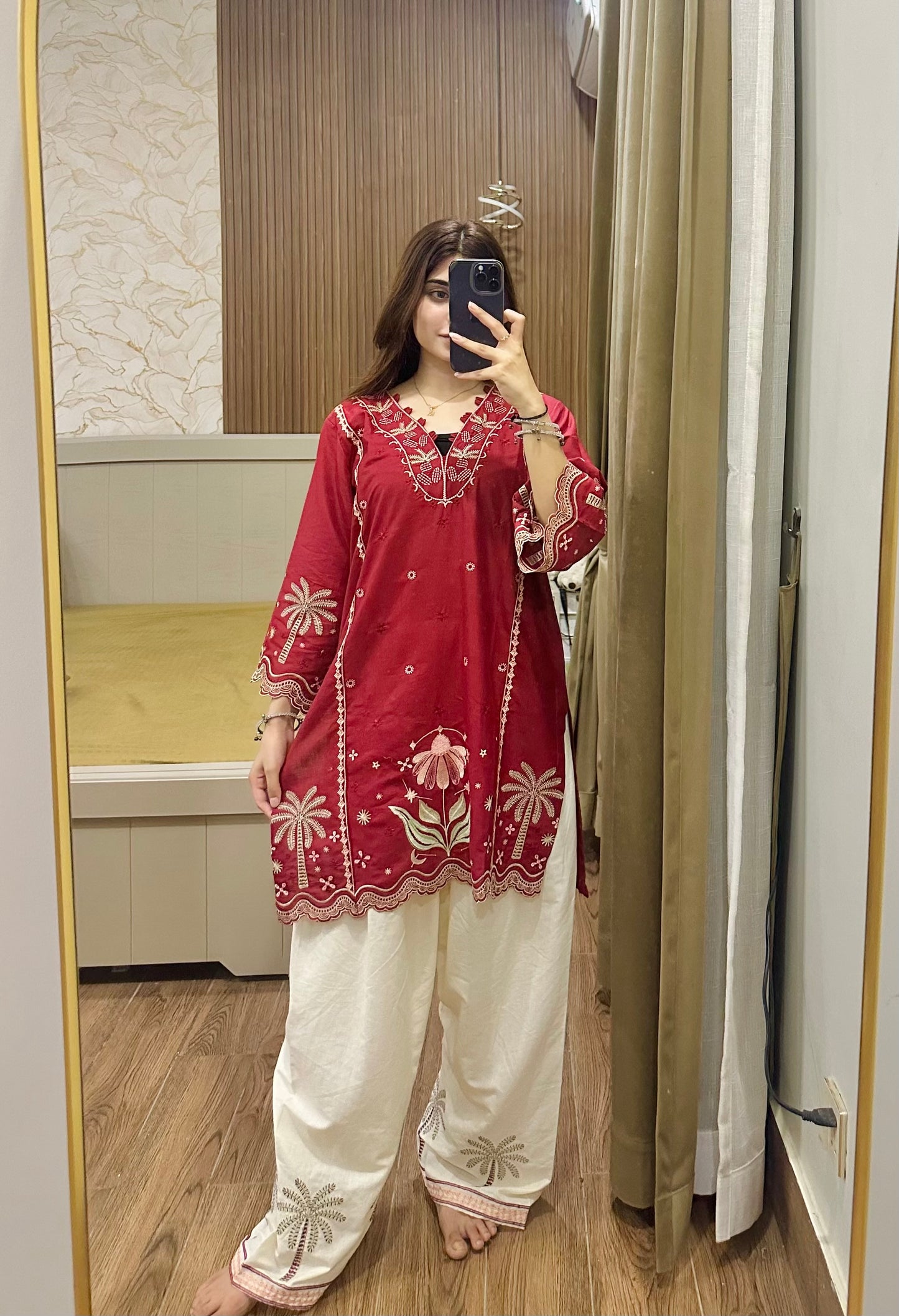 ARWA Embroidered 2 pc