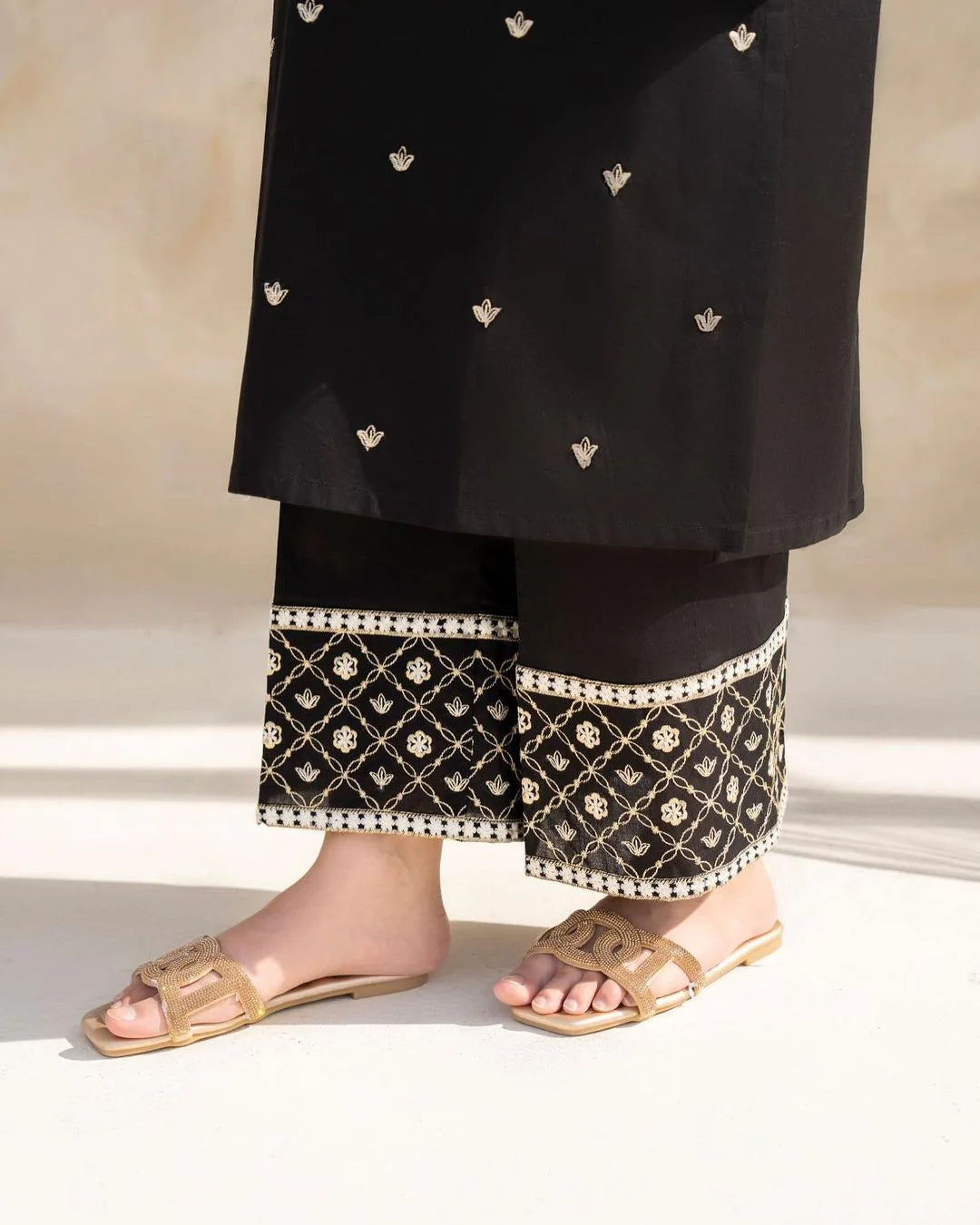 2 pc Black hock Embroidered (Soft Cotton-Linen)