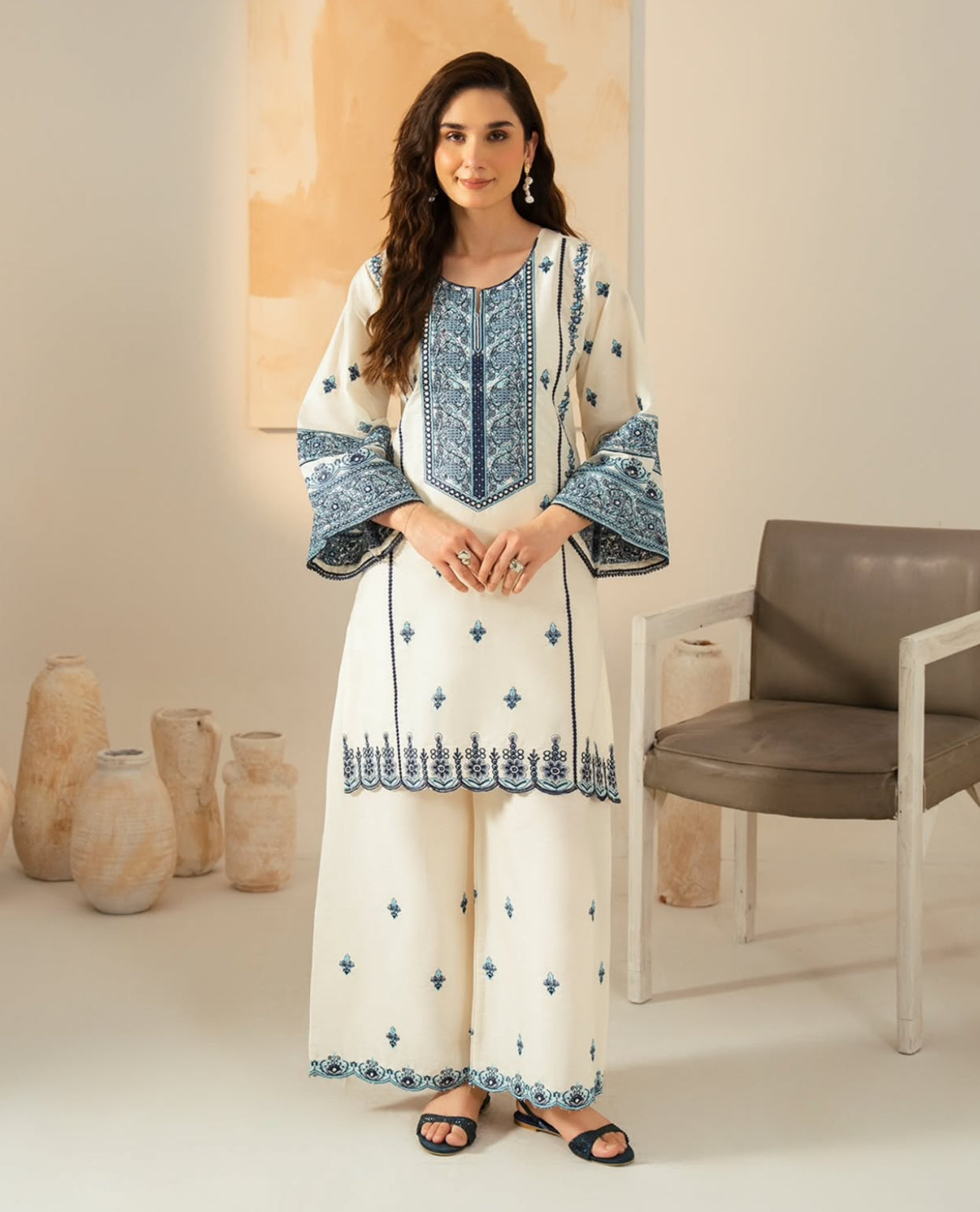 JANAN Embroidered 2 pc