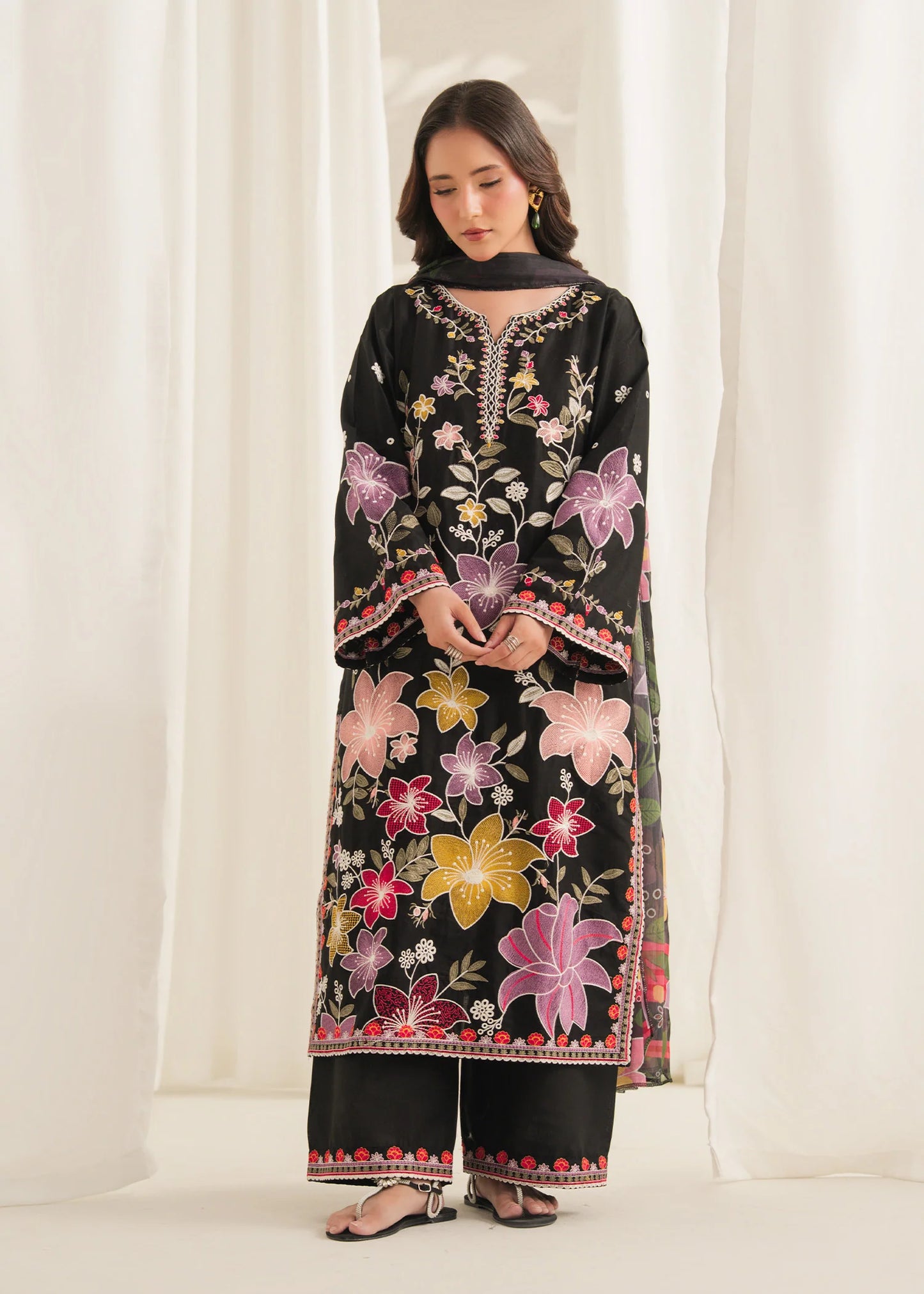 ISHQ Black Embroidered 3 pc