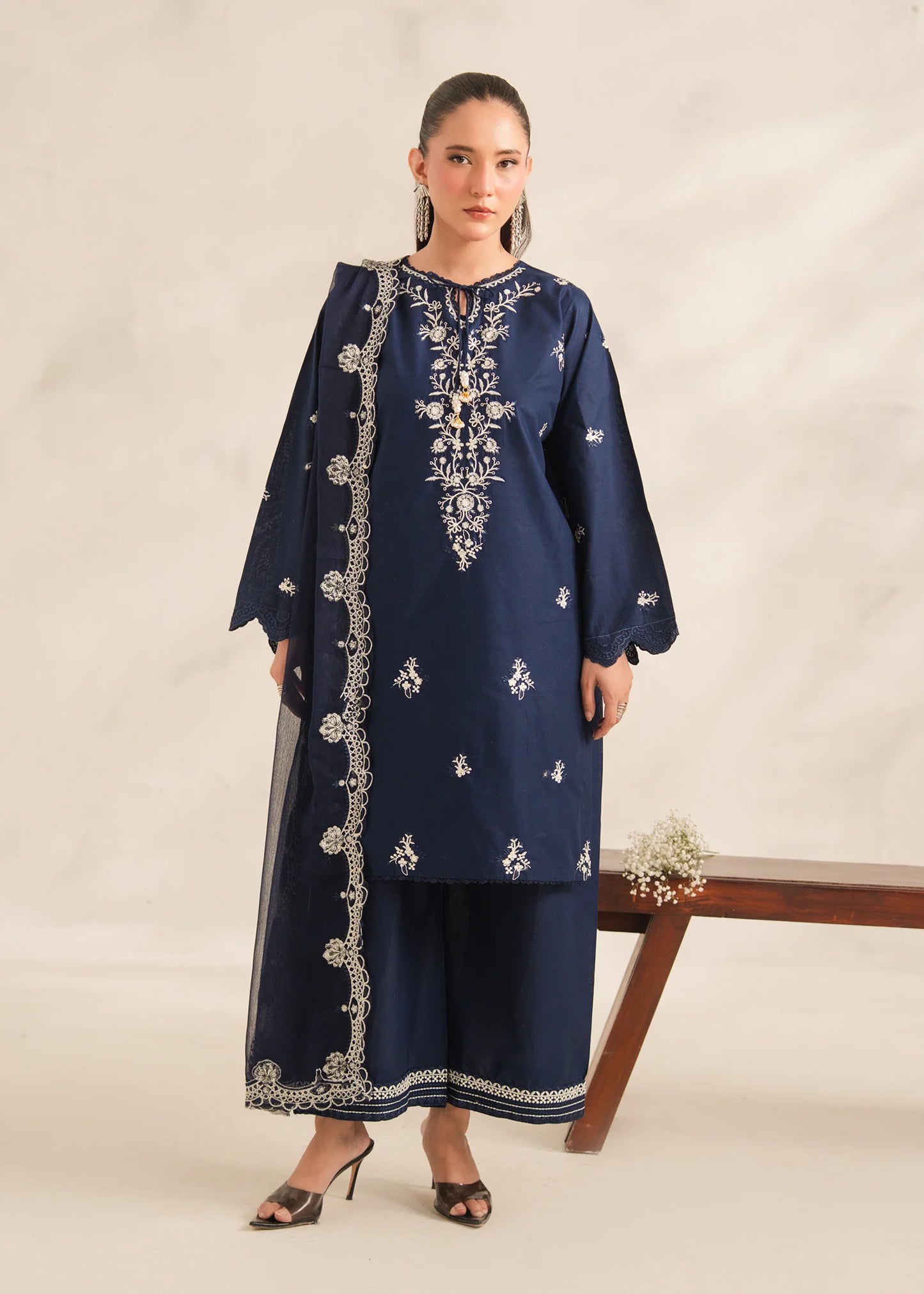 GUL E JAAN Embroidered 3 pc
