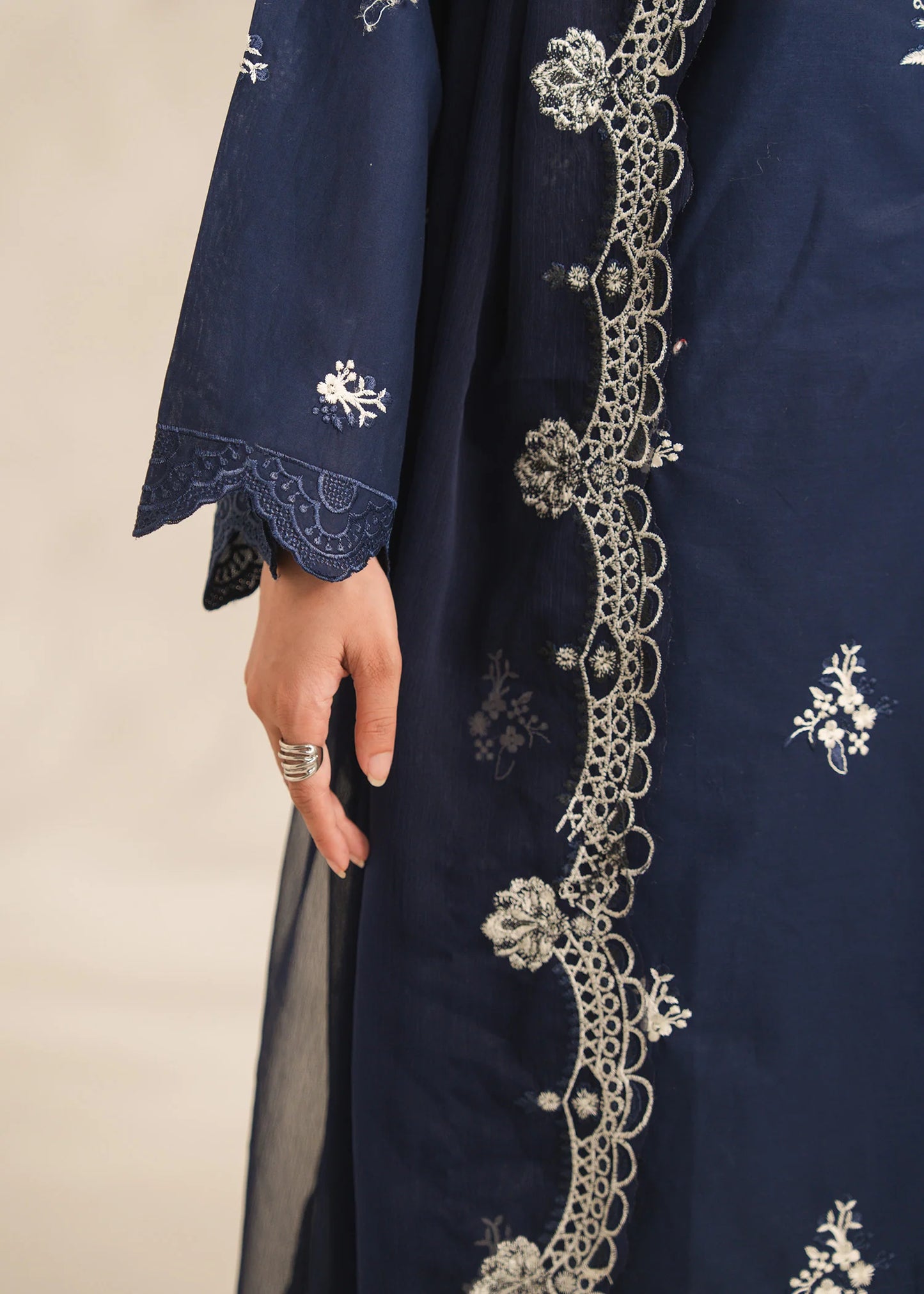 GUL E JAAN Embroidered 3 pc
