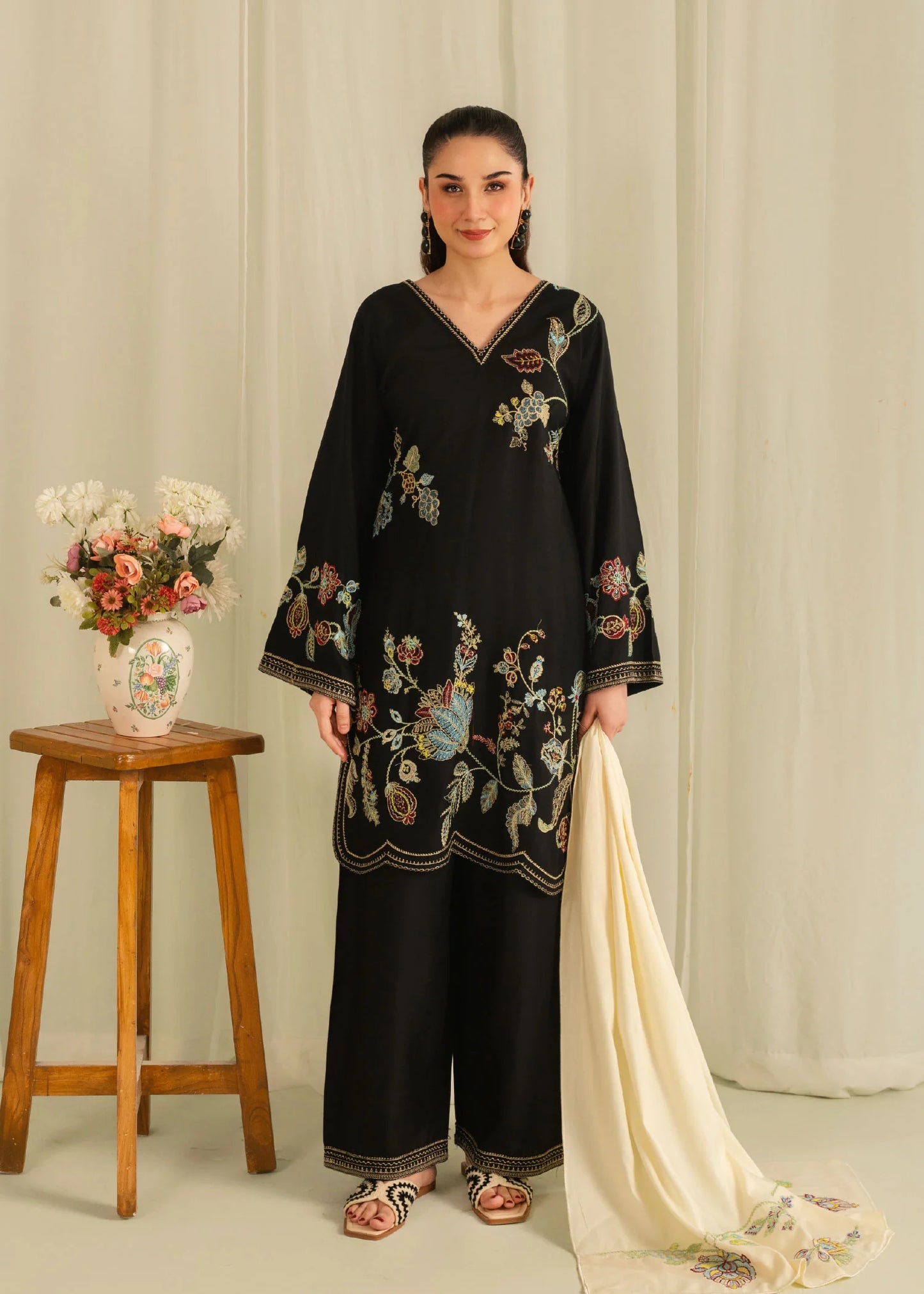 ESMER Embroidered 3 pc