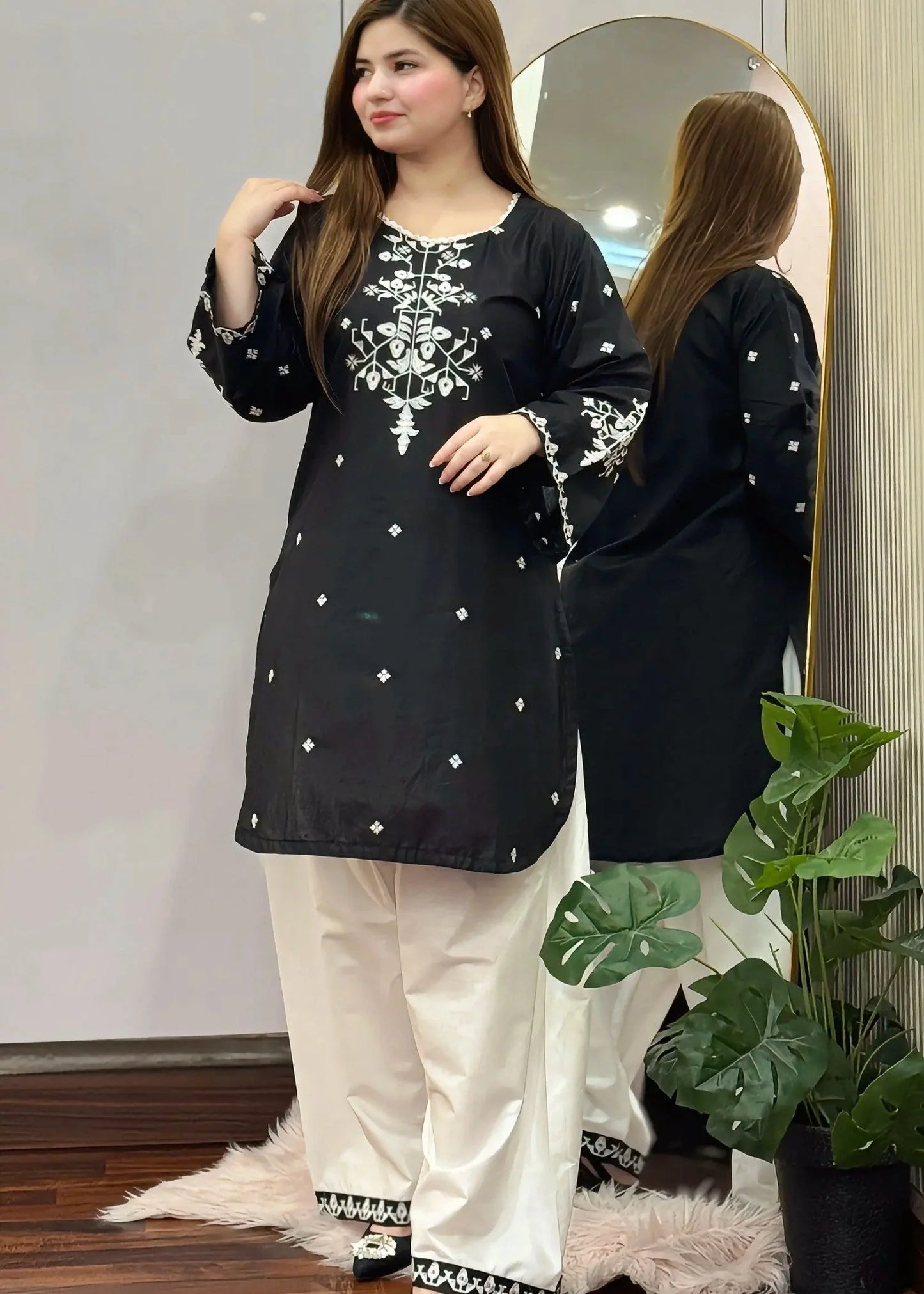 LAAJ Embroidered 2 pc