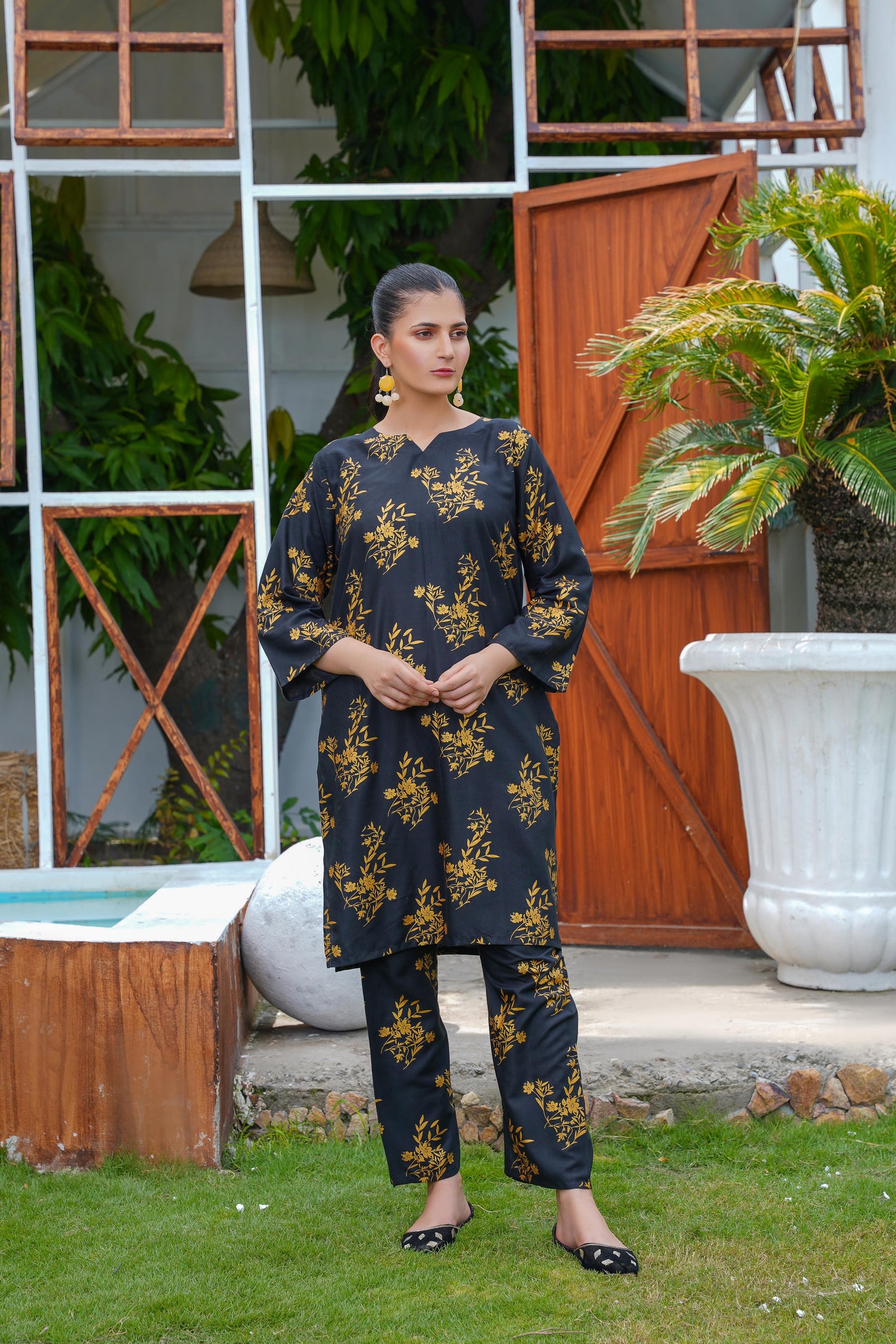 Aisha’s Attire Zaib e Hoor Block Print Co Ords (Linen)