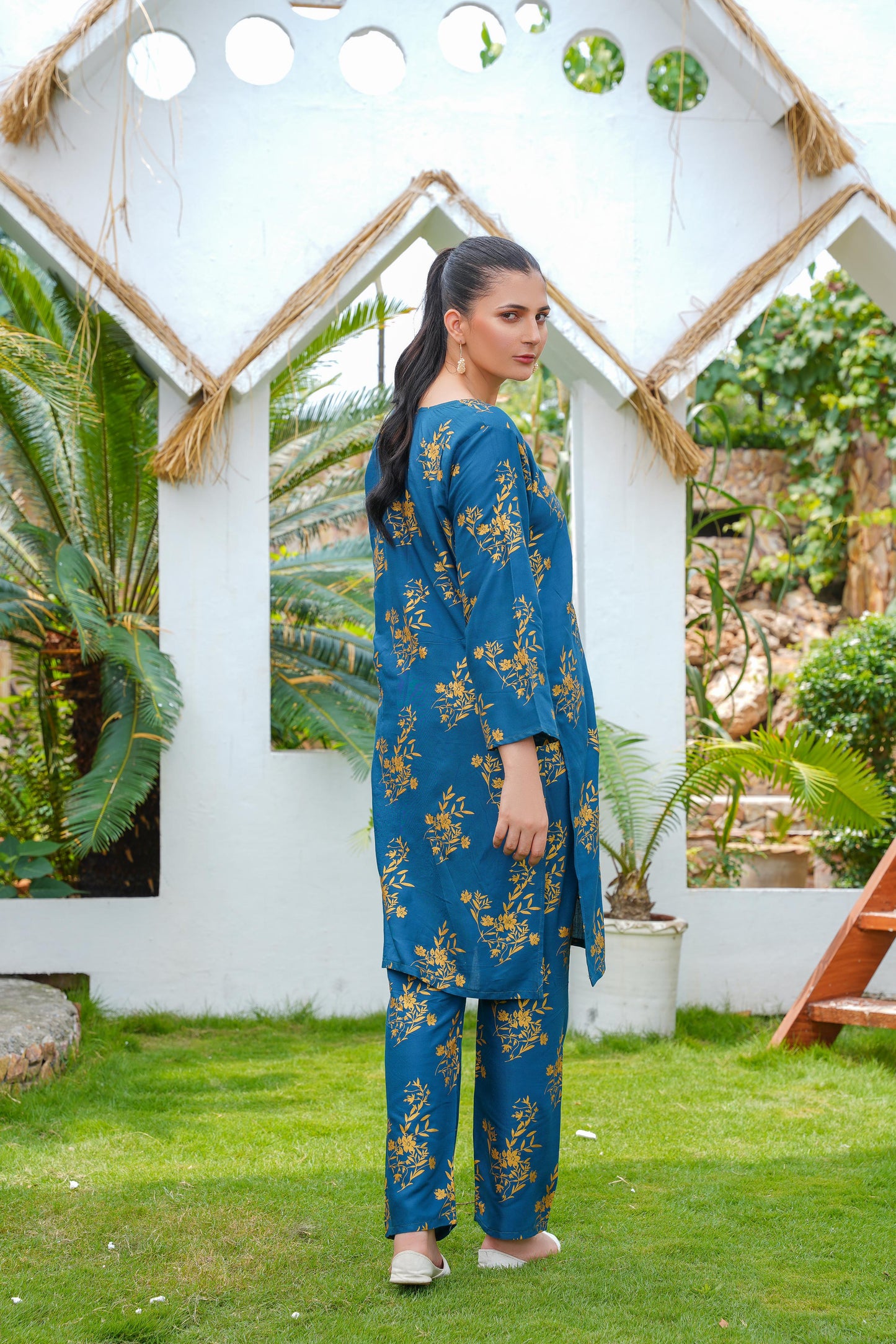 Aisha’s Attire Zaib e Hoor Block Print Co Ords (Linen)