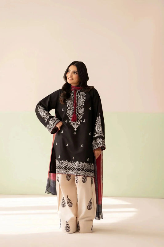 MARWA Embroidered 3 pc