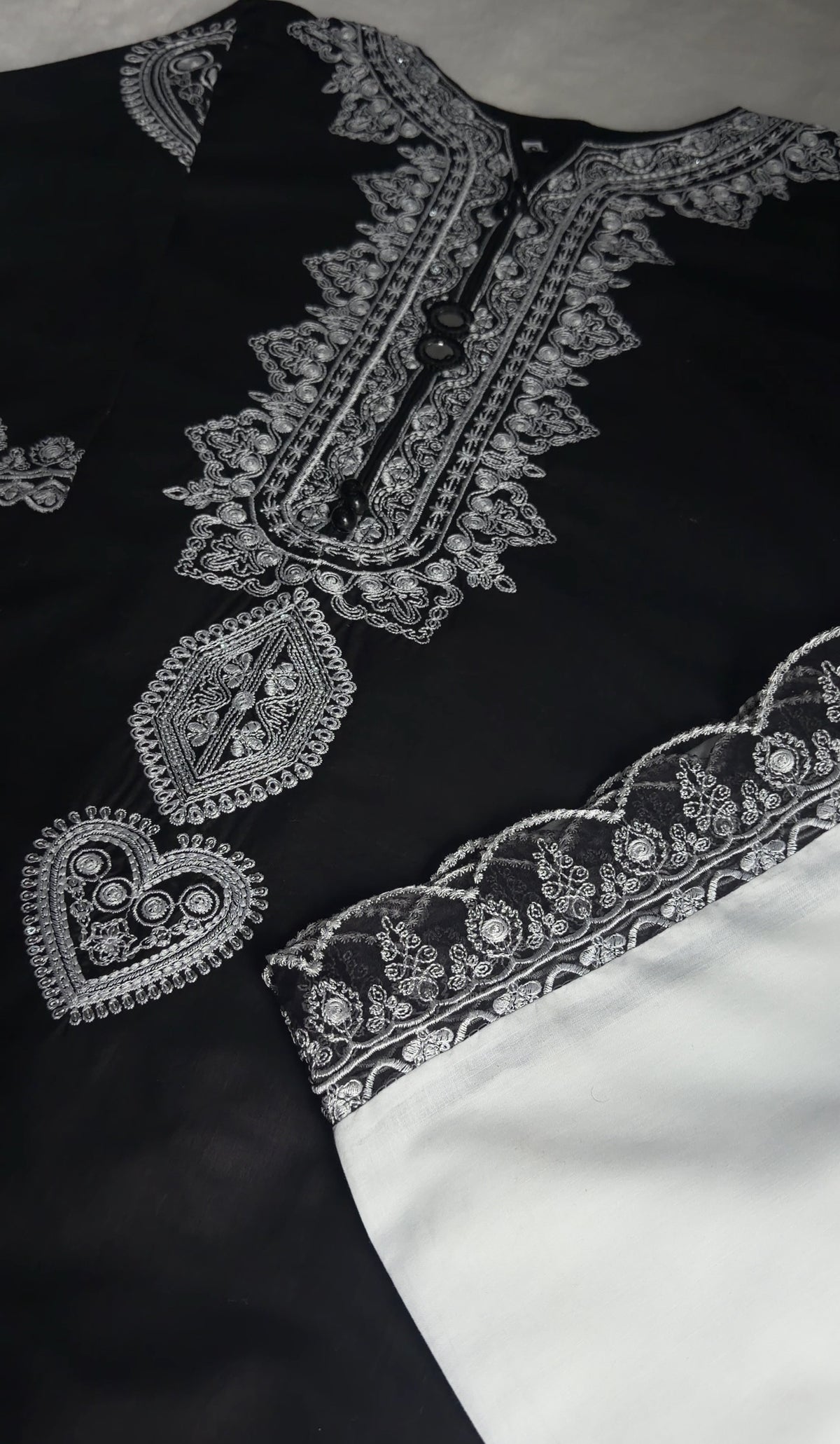 ALFA Embroidered 2 pc