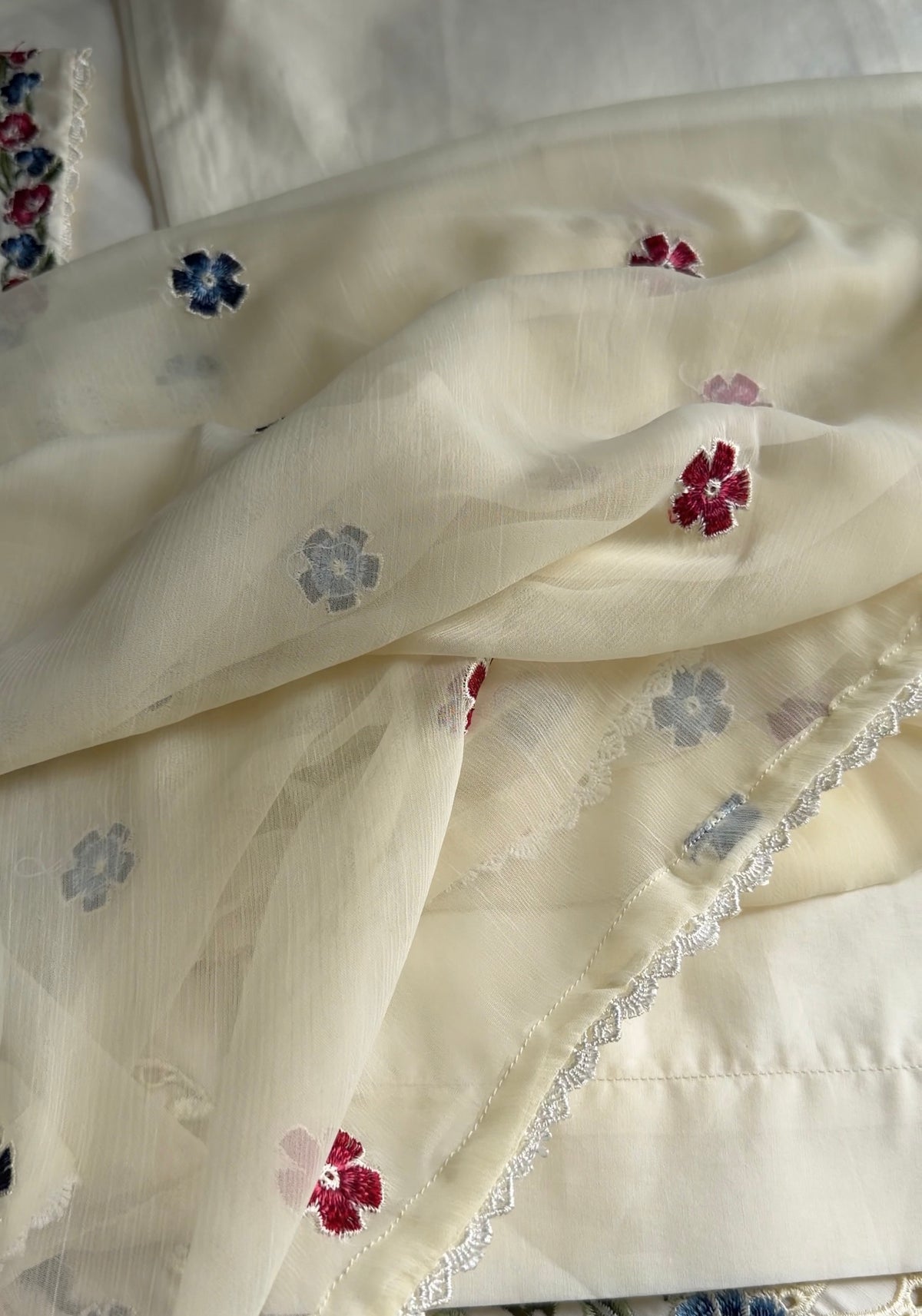 Zeb e Noor Embroidered 3 pc