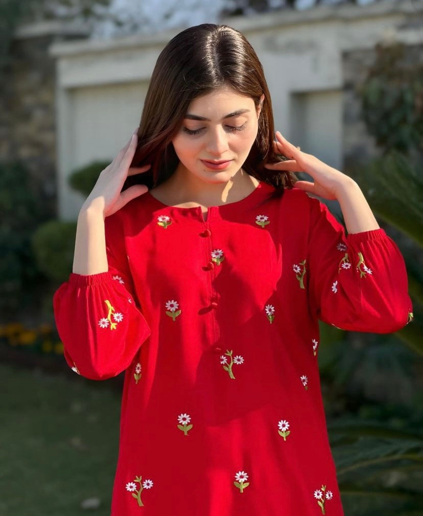 2 pc Petal Embroidered Co Ords (Linen)