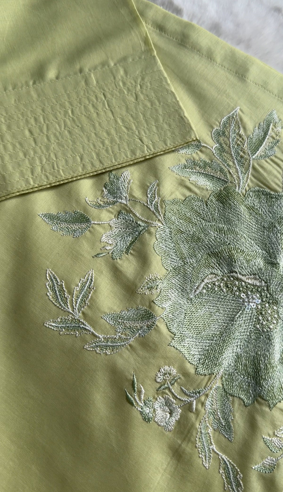 YAS Embroidered 3 pc