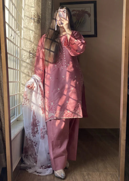 URGE Embroidered 3 pc