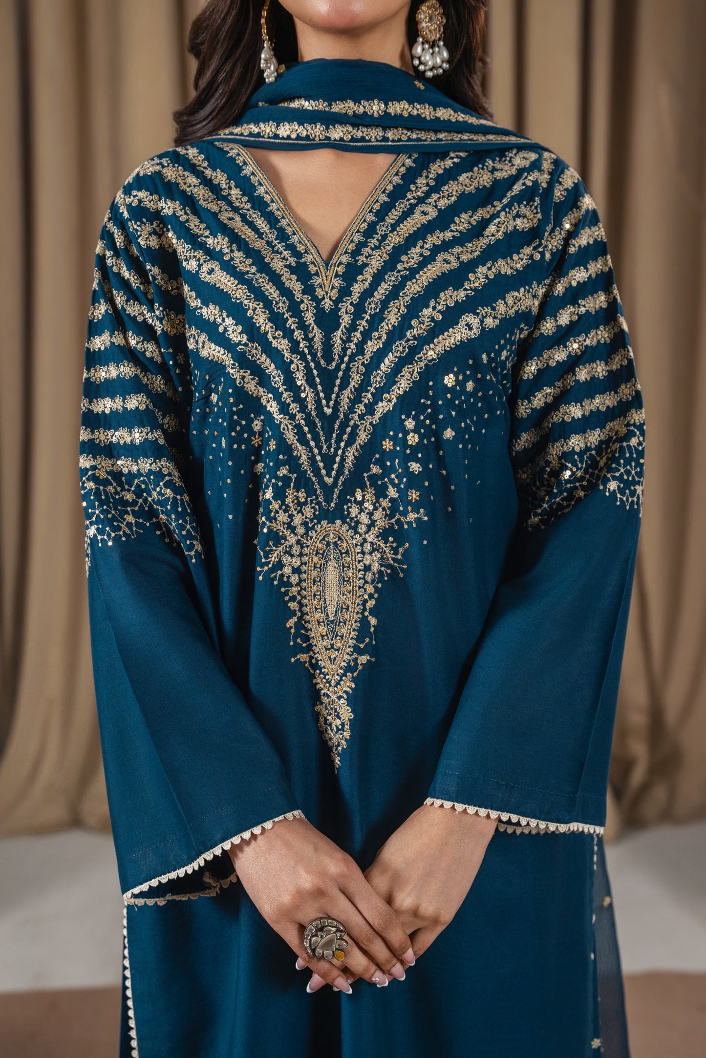 PEACOCK Zinc Embroidered 3 pc