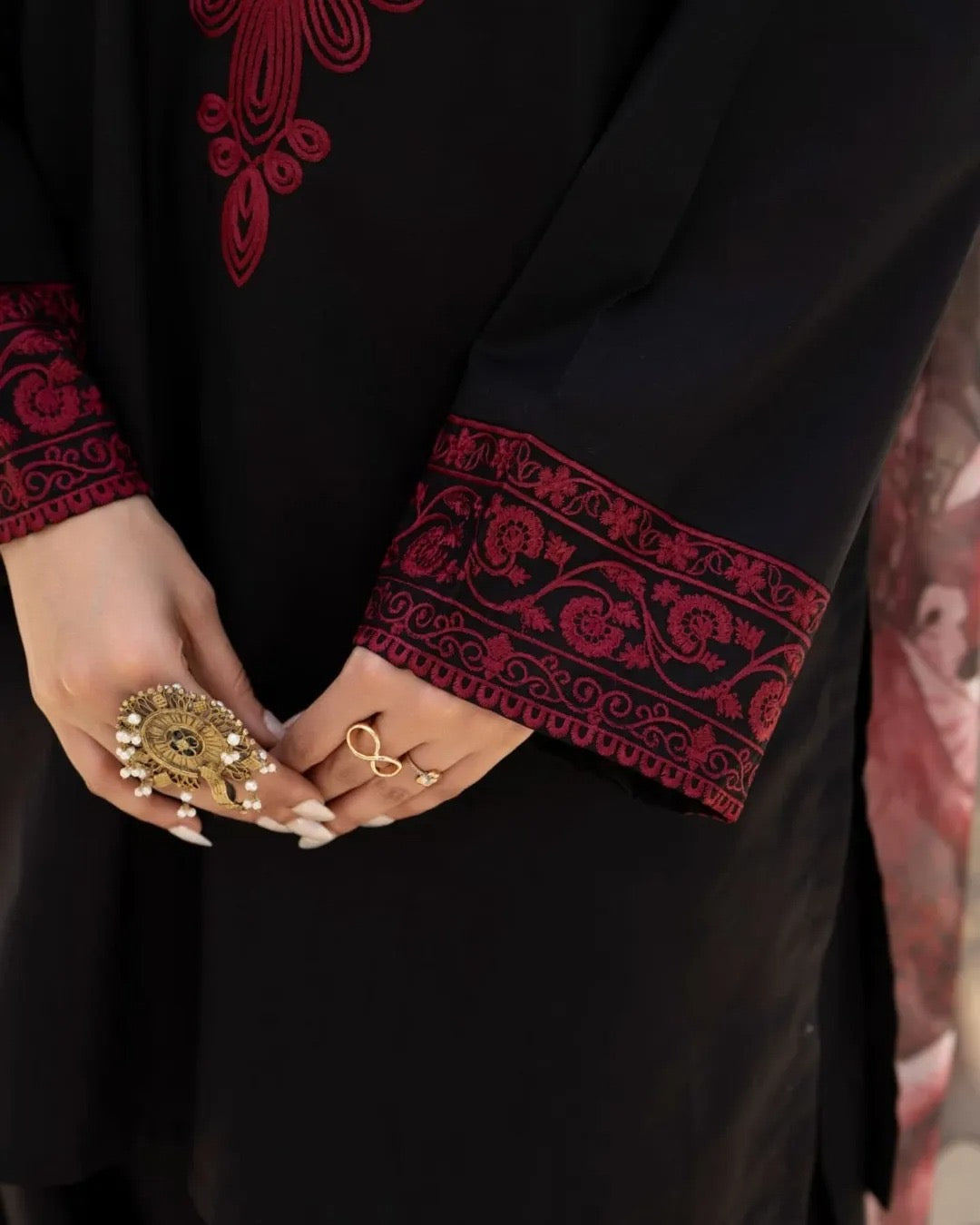 MAHI NOOR Embroidered 3 pc
