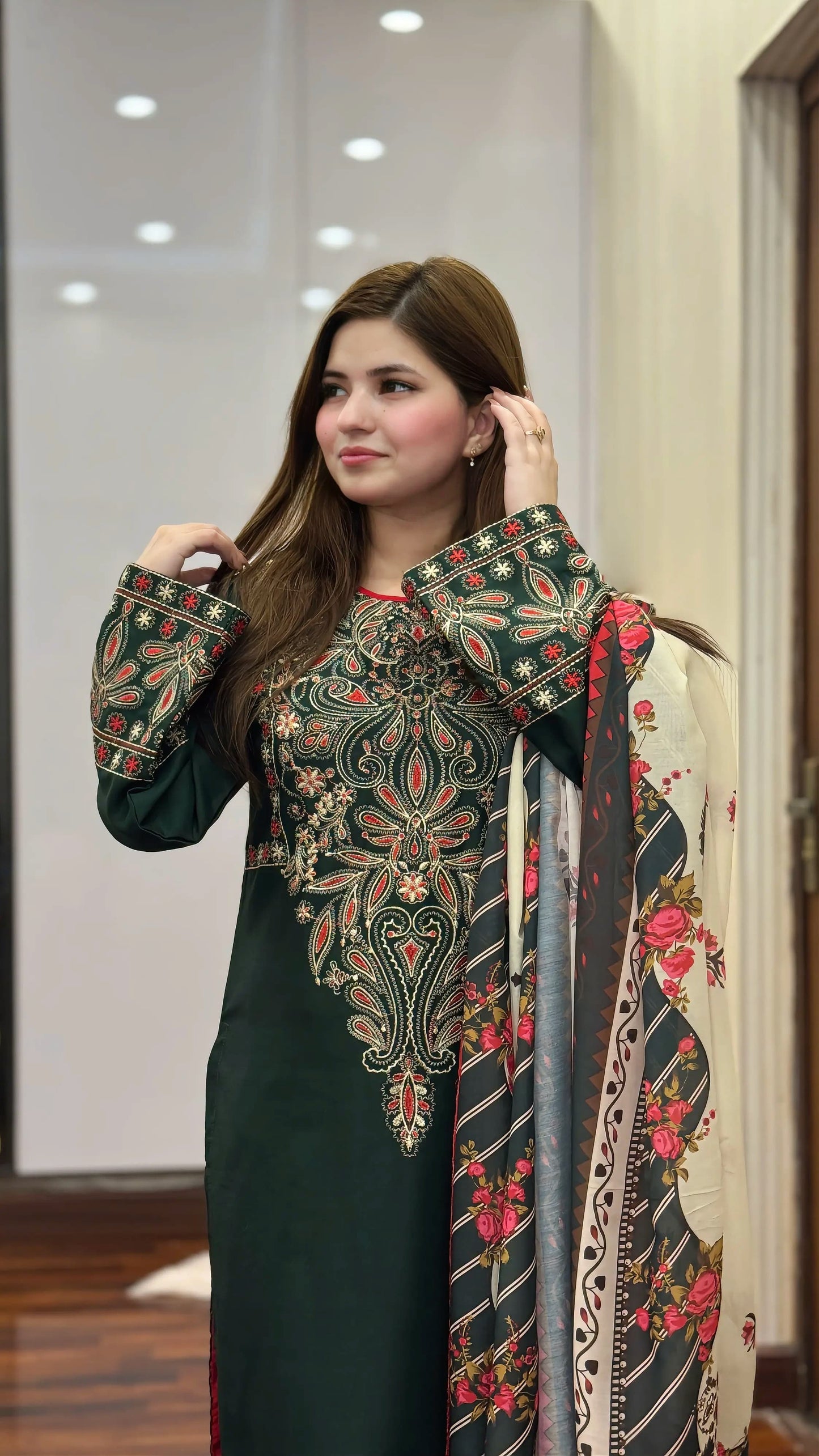 DINAR Embroidered 3 pc